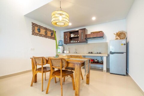 데나스 플레이스 우붓