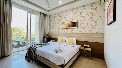 Olive Hotel Near Medanta Medicity
