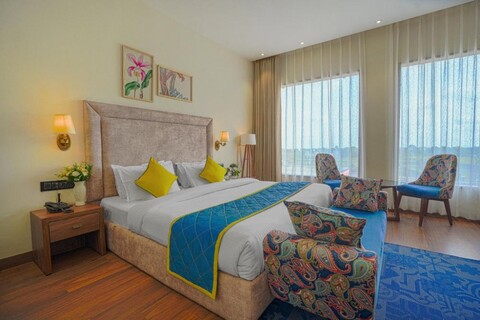 Hotel Escala - Best 3 Star Hotel In Amritsar 