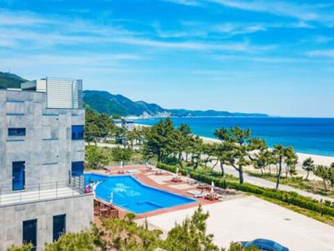 Uljin All Mornings in the World Ocean View Pension