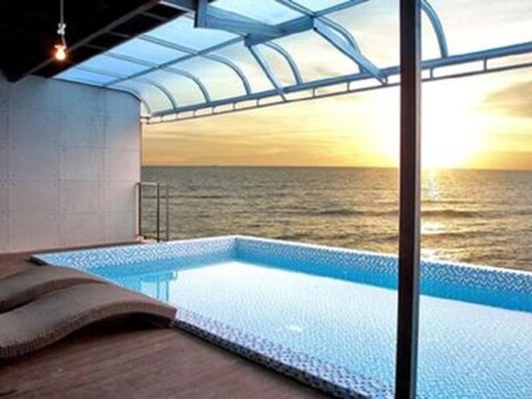 In Gallery Pool Villa