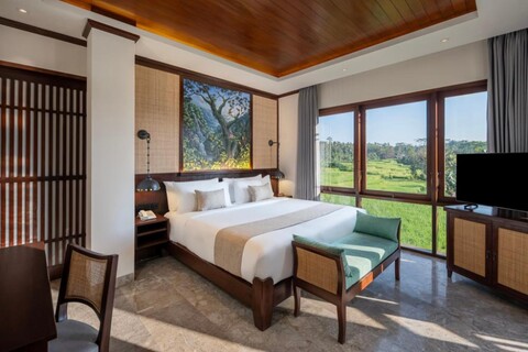 에마나 아비안 탁수