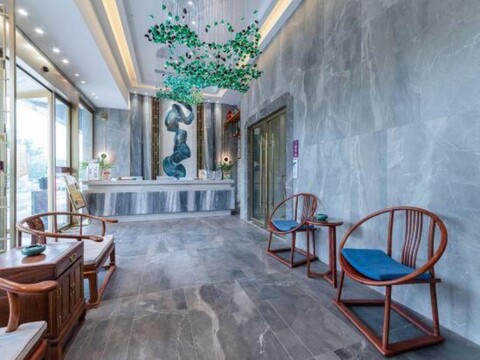 Tingyue Hotel (Changsha Government Guanshaling Subway Station)