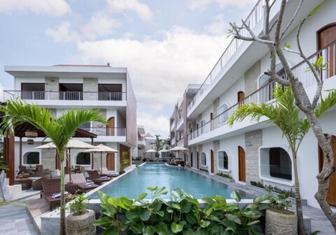 라 트로피카 창구 발리 바이 카나야 호스피탤리티