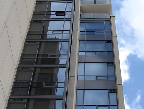 Yonge Suites Apart Hotel