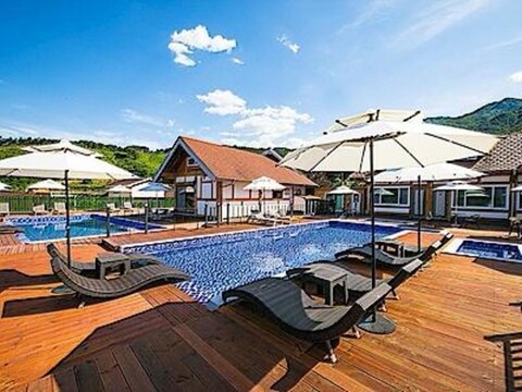 Damga Onsu Pool & Spa