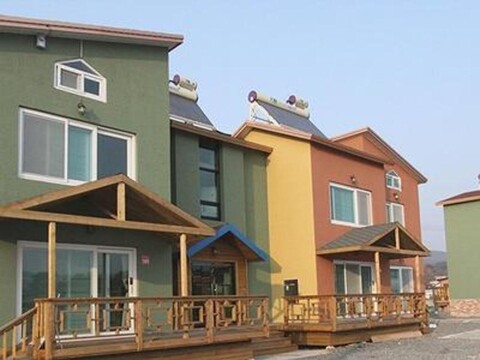 Pension where the wind blows