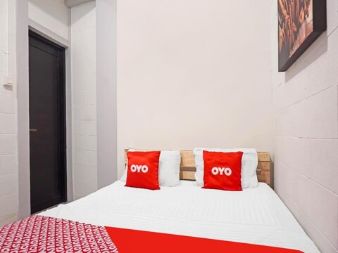 OYO 91821 더 패커 로지 자카르타