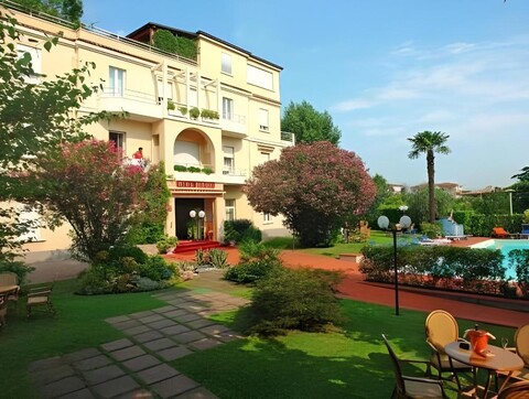 Hotel Benaco