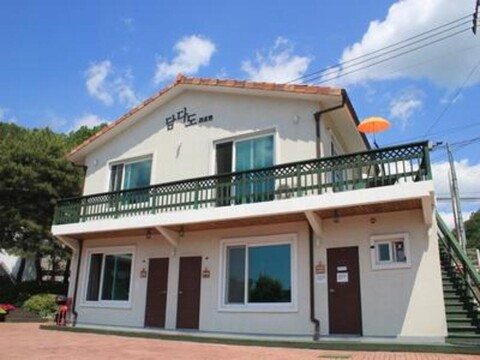 Chuncheon Yeonhwa Pension