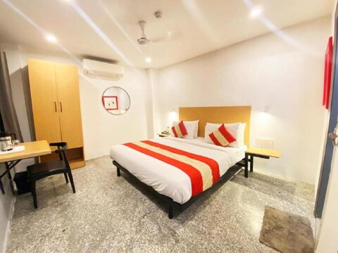 Hotel City Empire at Janakpuri