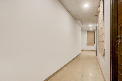 Super Townhouse Super Anmol Residency Near Saket Metro Delhi