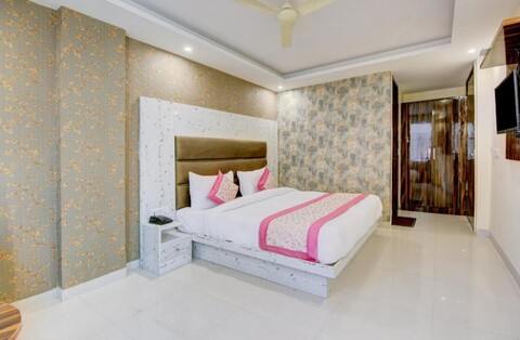 Hotel Smart Signature