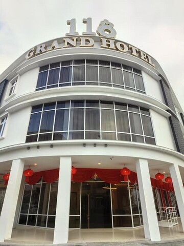 118 Grand Hotel