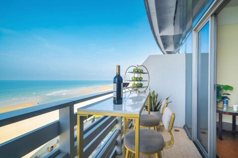 Beihai Silver Beach 1 International Conference Center Hotel