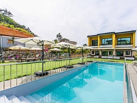 The Maru Dog Pension