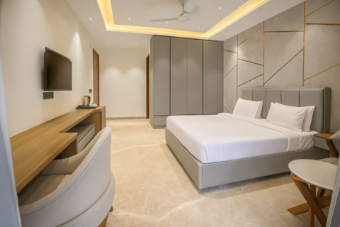 Hotel Ivory Leaf Stays Golf Course Road