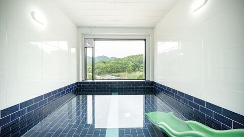 언투게더 아동 풀 빌라