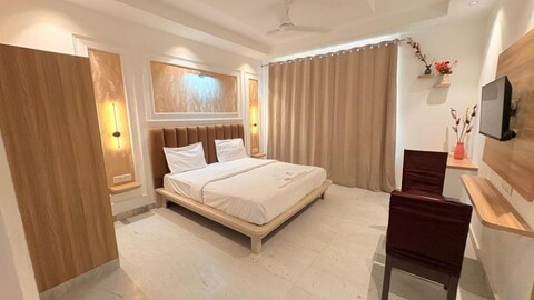 Live Inn Hotels Sector 45