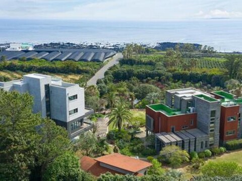 Dongbaek Sea Pension