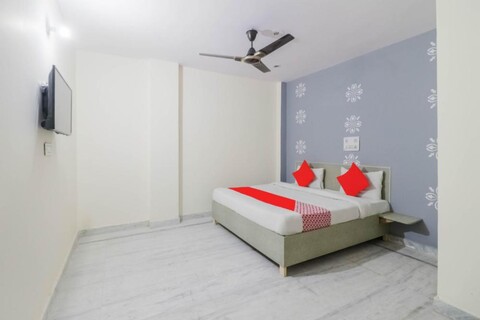 Hotel O Grand Residency