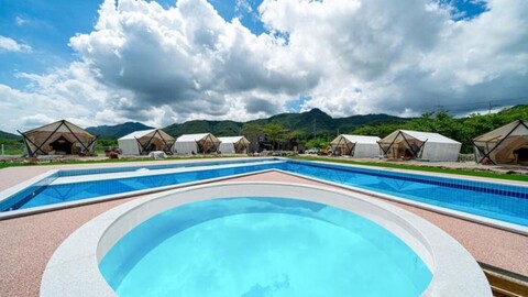 The Seven Glamping Caravan