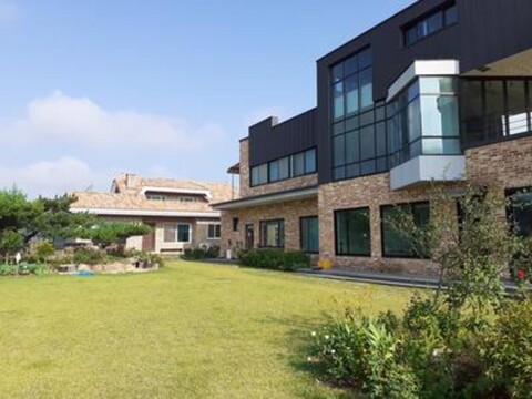 Autumn Fresh Pension