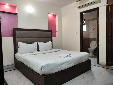 Ambient Express Cr Park