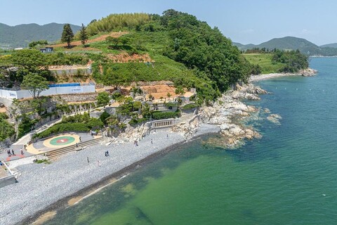 거제 파라이소 키즈 & 풀빌라 스파 펜션