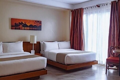 Crown Regency Beach Resort