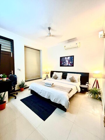 Golf Course Hotel Gurgaon