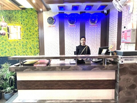 royal inn igi airport