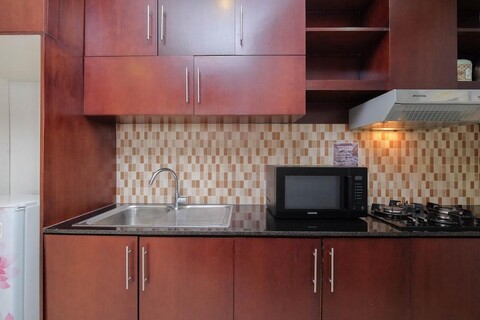 Luxury And Strategic 1Br Apartment At The Empyreal Epicentrum