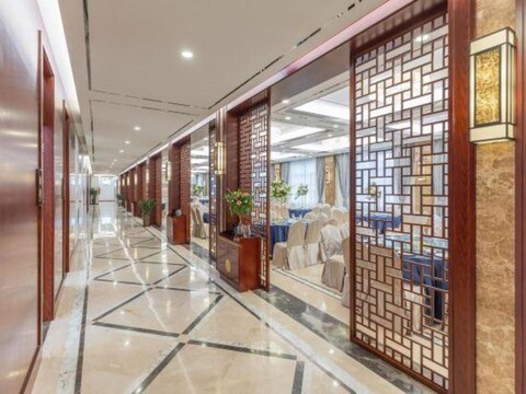 Shengchen Hotel Yunyue Light Luxury (Shanghai Pudong Airport)