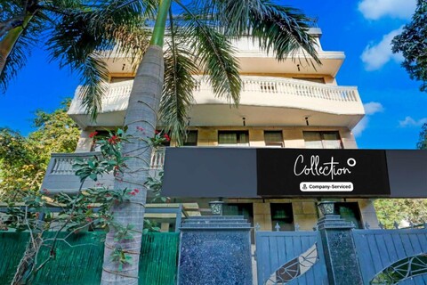 Townhouse Oak Sushant Lok Phase 1