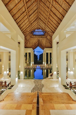 옥시덴탈 앳 스카렛 데스티네이션 - 올 인클루시브