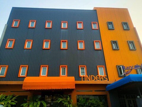 호텔 안데르스 아르주나 셀라탄