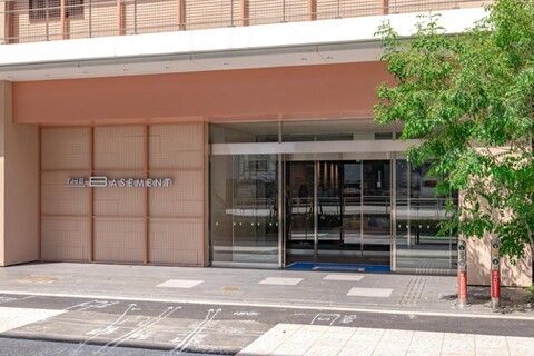 더 베이스먼트 호텔 오사카 혼마치