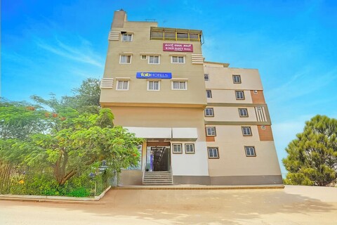 FabHotel 킹스 팰리스 마냐타 - 마냐타 테크 파크 메인 게이트 근처
