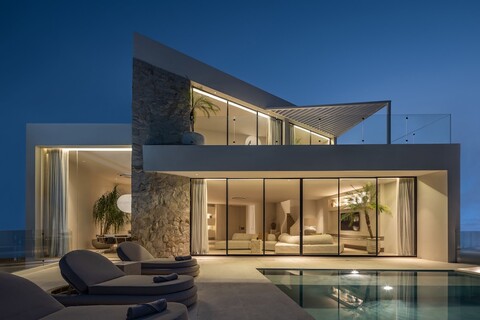 럭셔리 4베드룸 오션 뷰 빌라, 빙긴 비치 근처