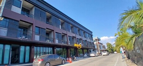 해피 호텔 아오낭