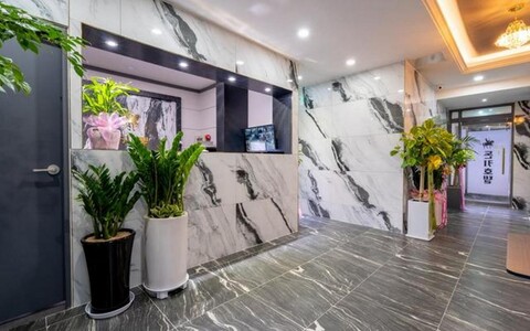 인천 신포 돈키호텔