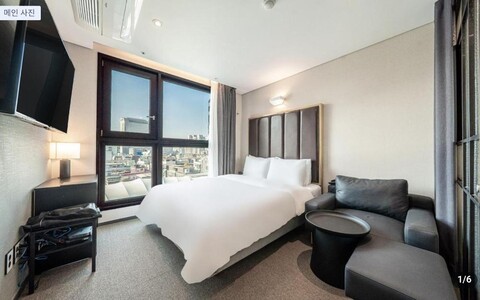 서울 바모스 호텔