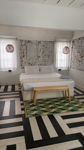 더 로컬 카오산 방콕