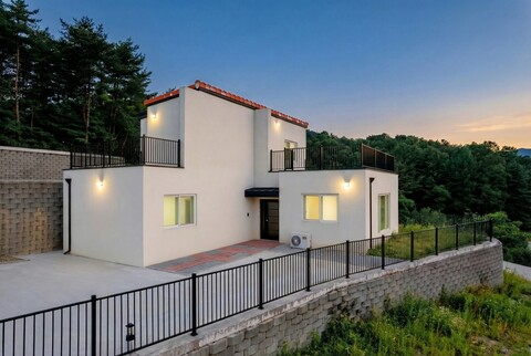 강릉 더넥스트독채펜션