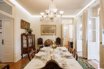 Quinta das Luzes by Casa dos Sequeiras