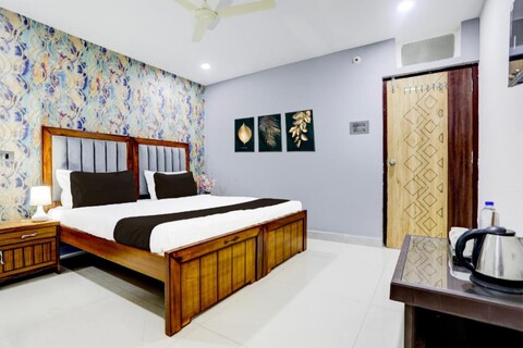 Townhouse VIP Hills Hitech City
