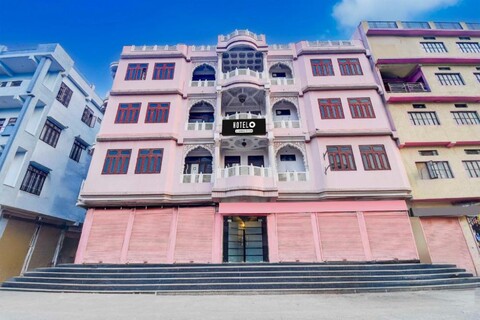 Hotel O Ramgarh Mod Near Hawa Mahal