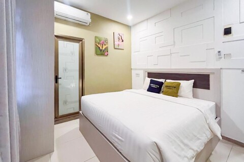 Urbanview Hotel X Ten Harbour Bay Batam