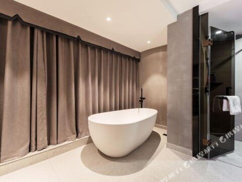 Lanyue Mercure (Guangzhou Dafosi Beijing Road Pedestrian Street)